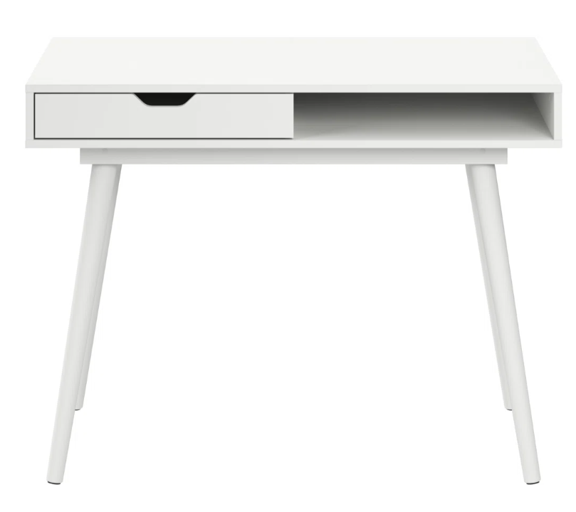 Aquinna  Study Desk